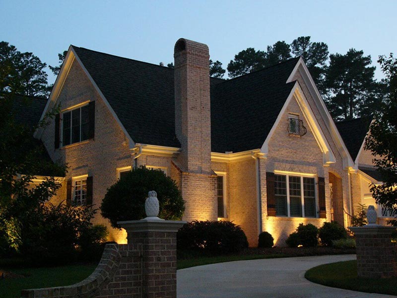 landscape lighting installation residential