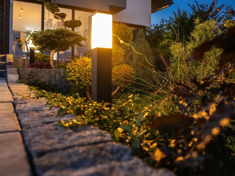 Warm Light vs Cool Light Options for Outdoors